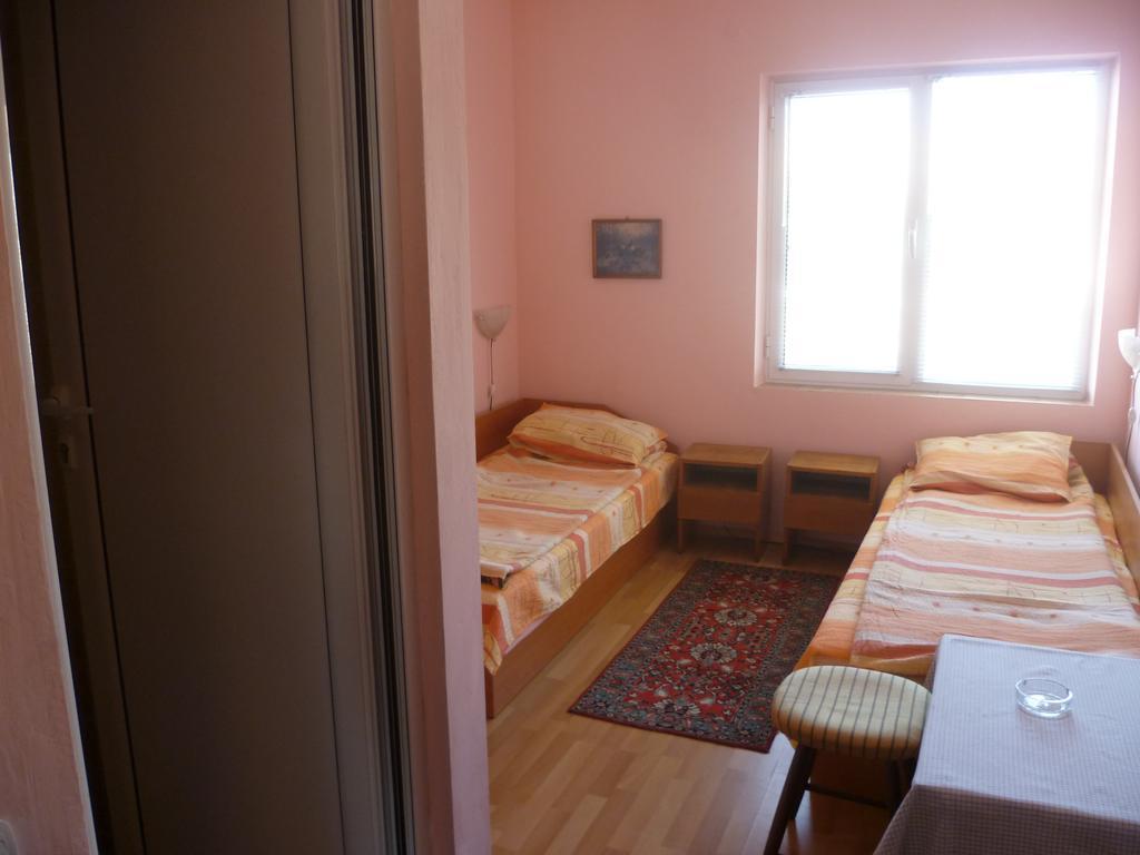 Stai Za Gosti Venera Hotel Hisarya Room photo